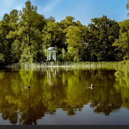 Zakatek Free Parking, Ochrona Appartement