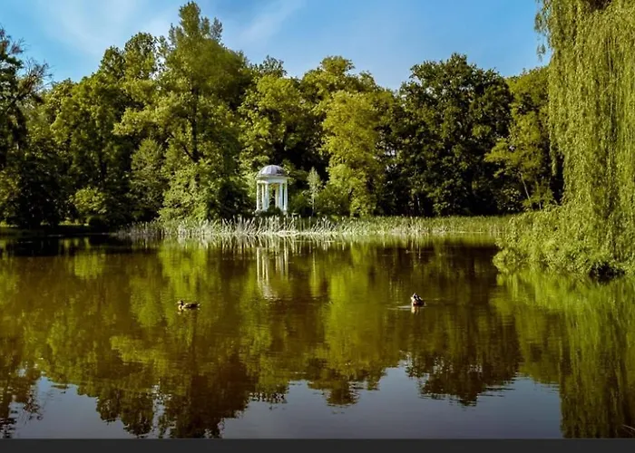 Zakatek Free Parking, Ochrona Appartement