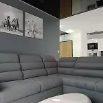 Zakatek Free Parking, Ochrona Apartment *