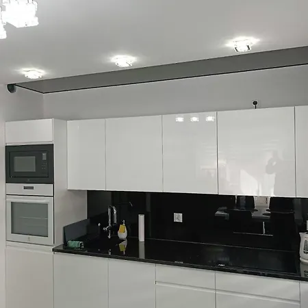 Zakatek Free Parking, Ochrona Διαμέρισμα