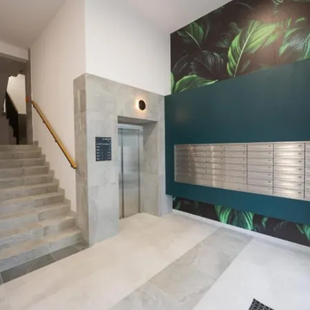 Zakątek Free Parking, Ochrona Apartament