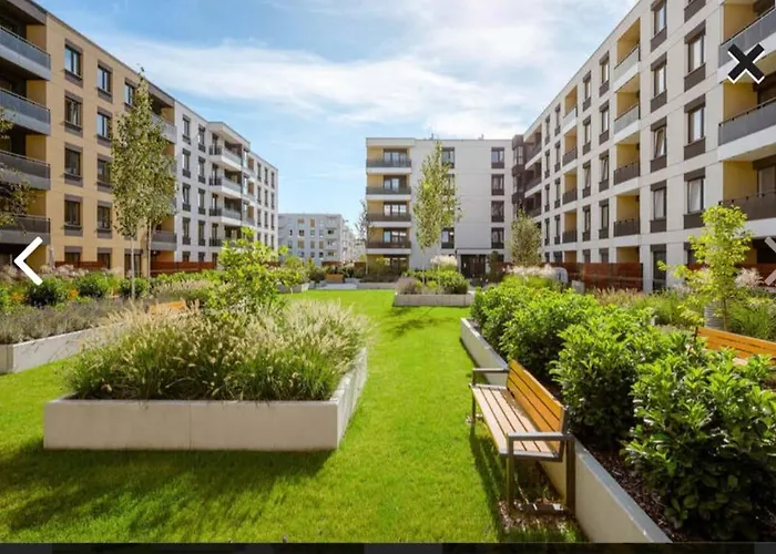 Zakatek Free Parking, Ochrona *